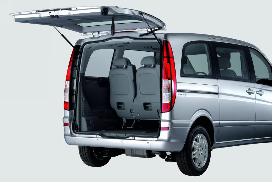  Mercedes-Benz Viano 2004 года  (фото 16 из 234)